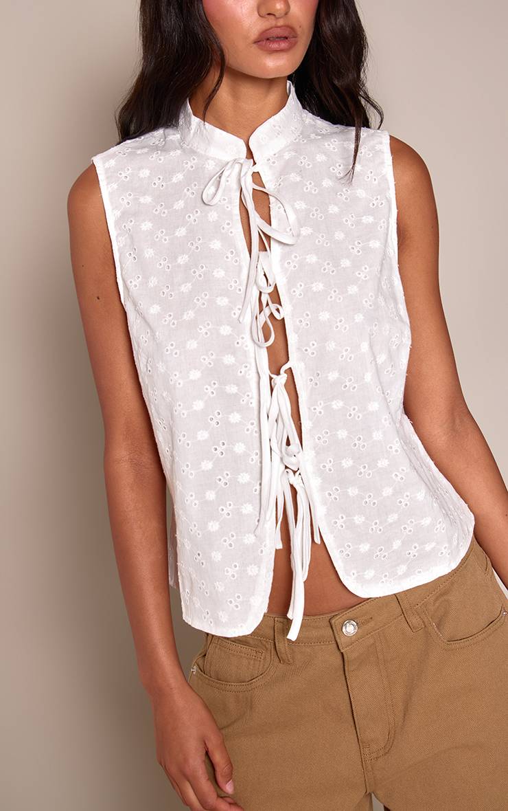Blanc Haut Sans Manches Broderie Anglaise Avec Nœud Devant