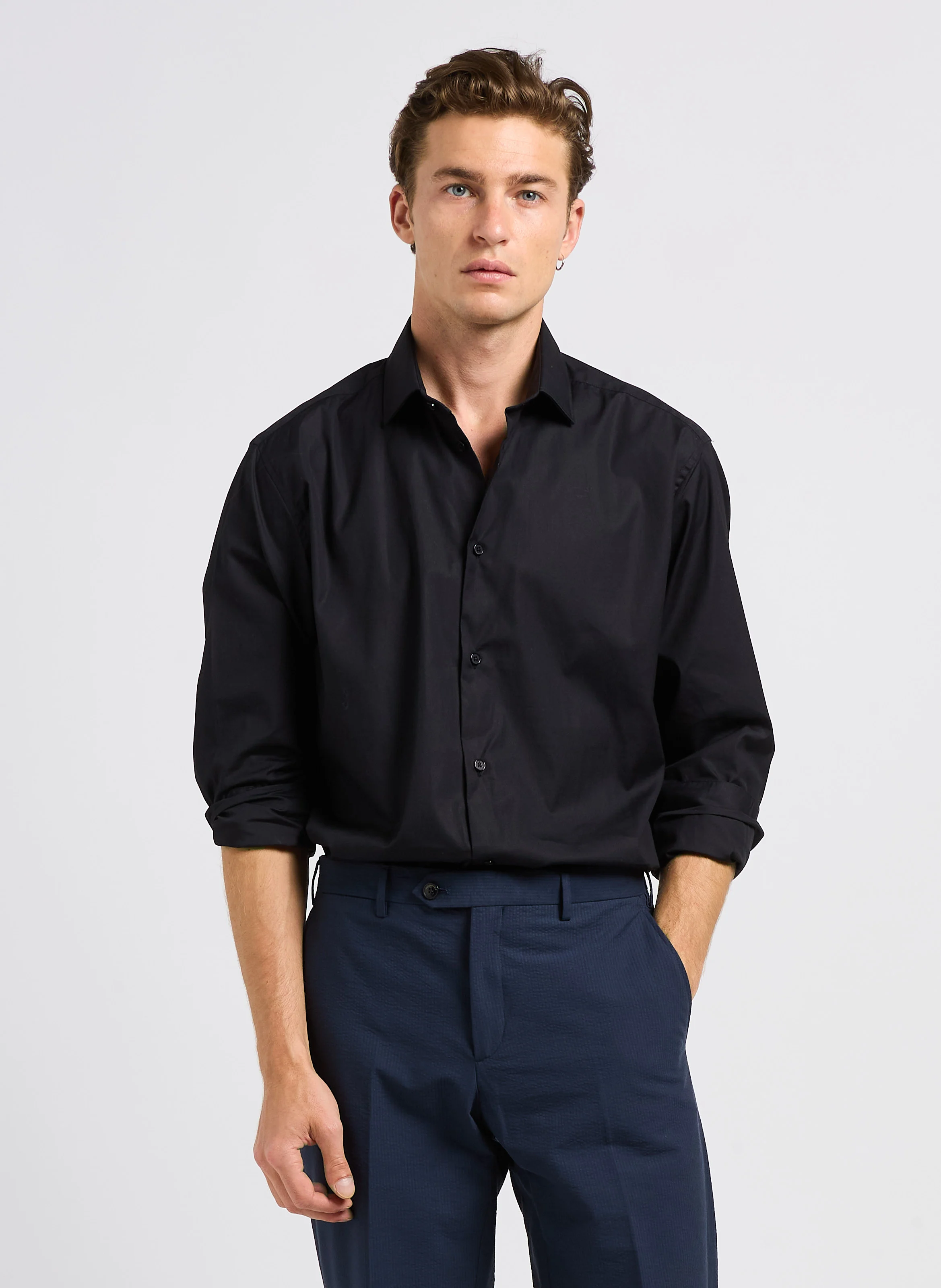 KRAVE - Chemise droite col classique en coton | Noir
