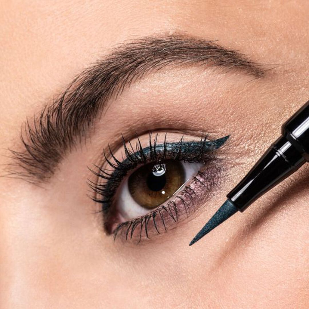 Long-Lasting Liquid Liner Intense