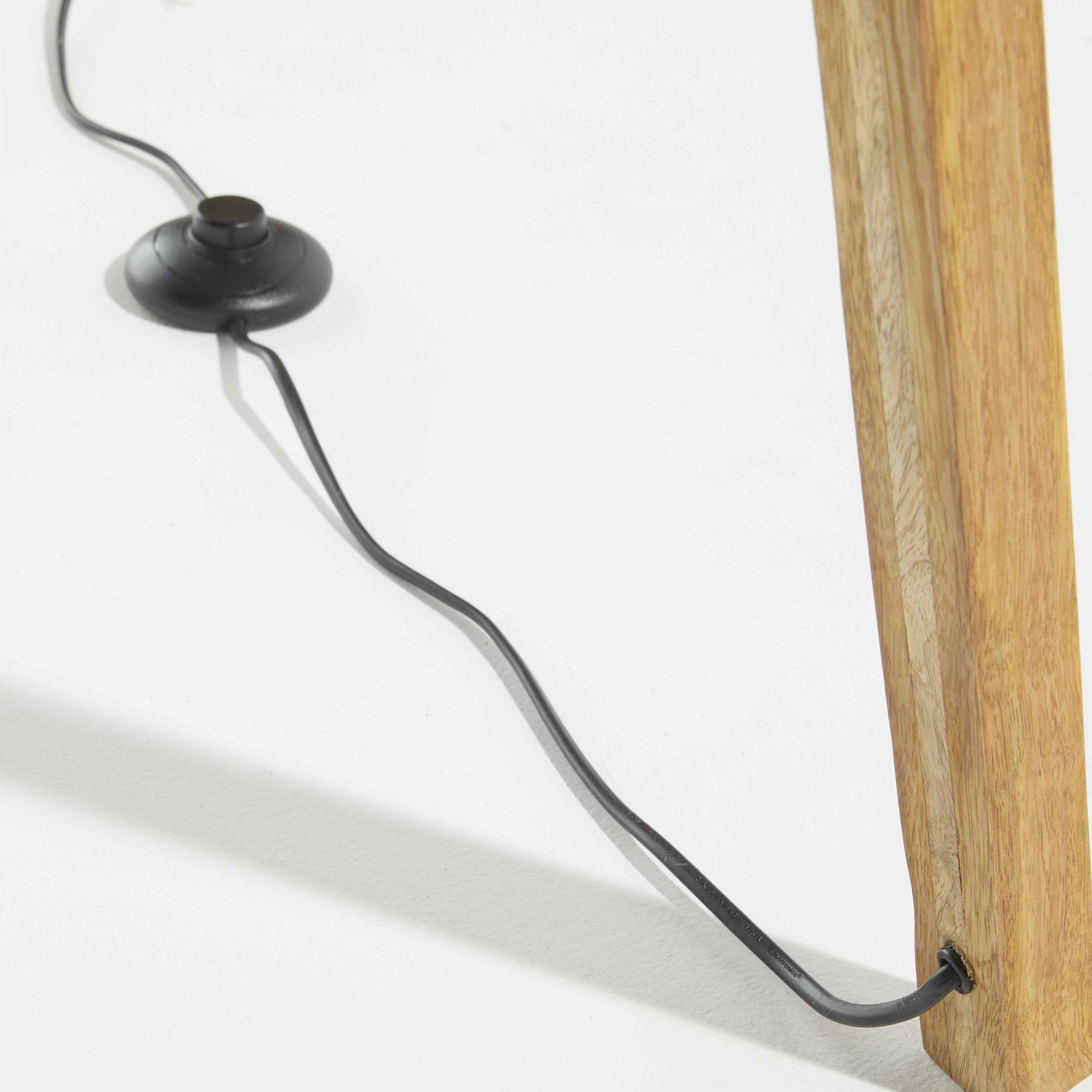 Lampadaire en manguier massif et rotin