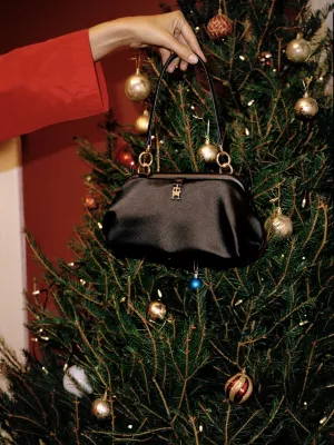 Bolsa de ombro exclusiva Tommy Hilfiger x Festive TH Monogram