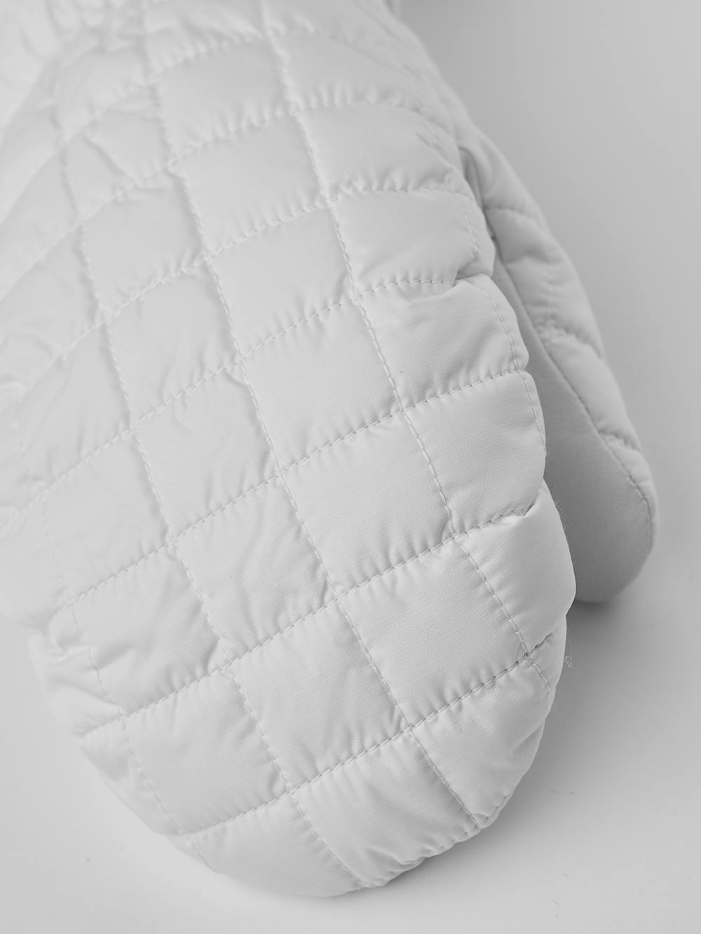 Moon Light Mittens 000/White