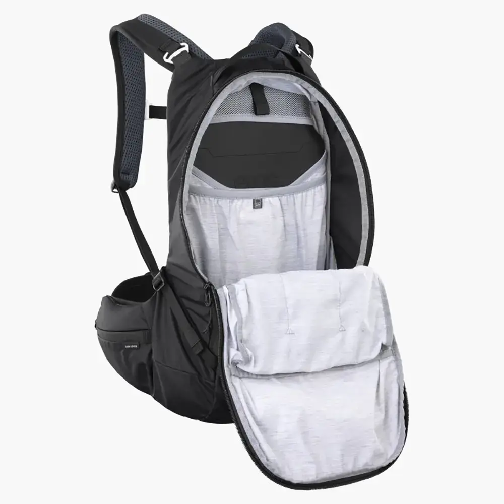 Evoc Trail PRO Blackline Dagrugzak 16L Zwart