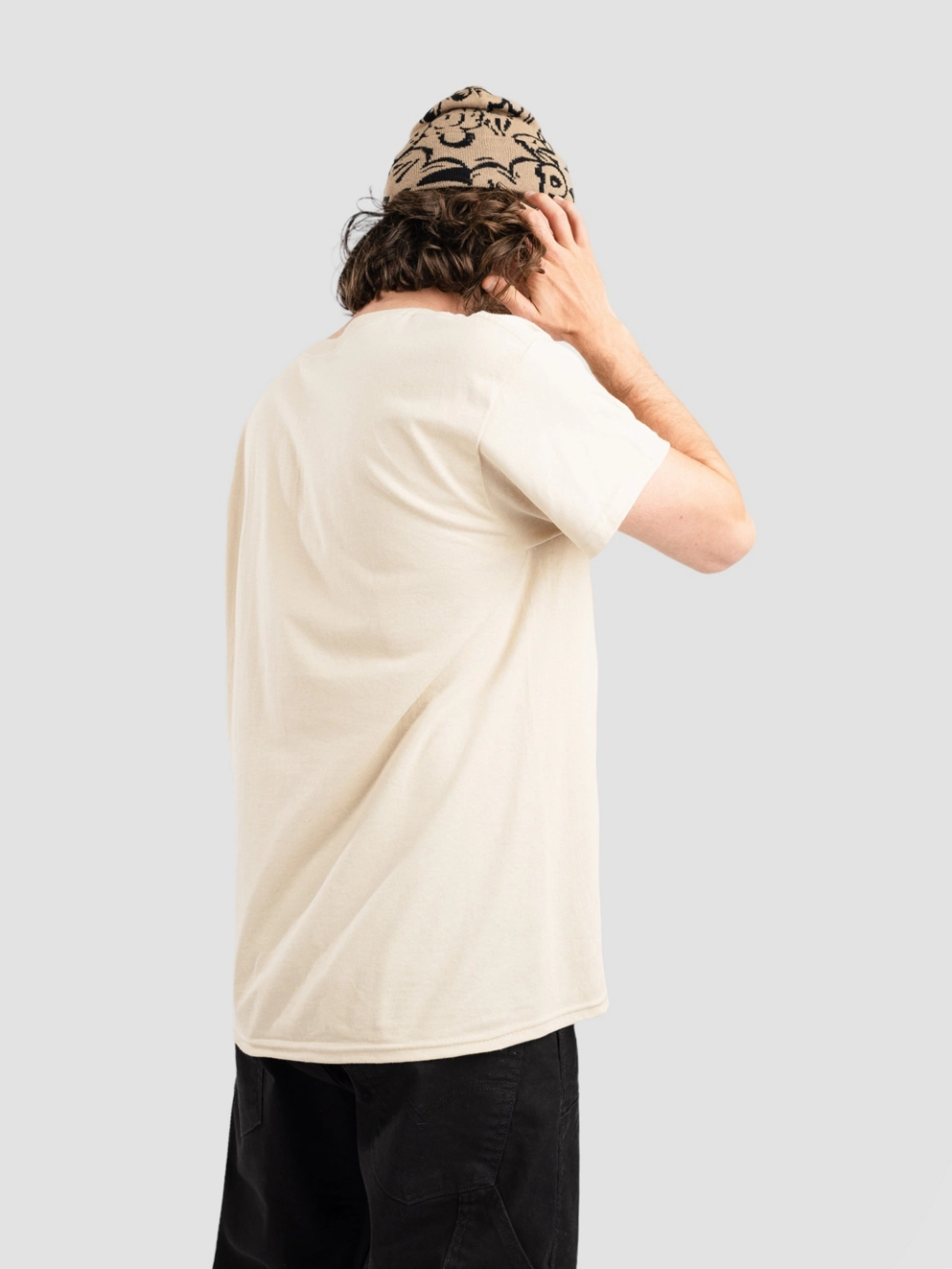 Broken Promises Screamer T-Shirt sand