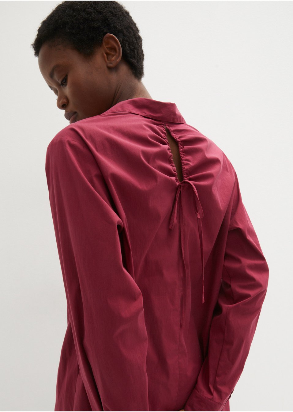 Blouse avec découpe