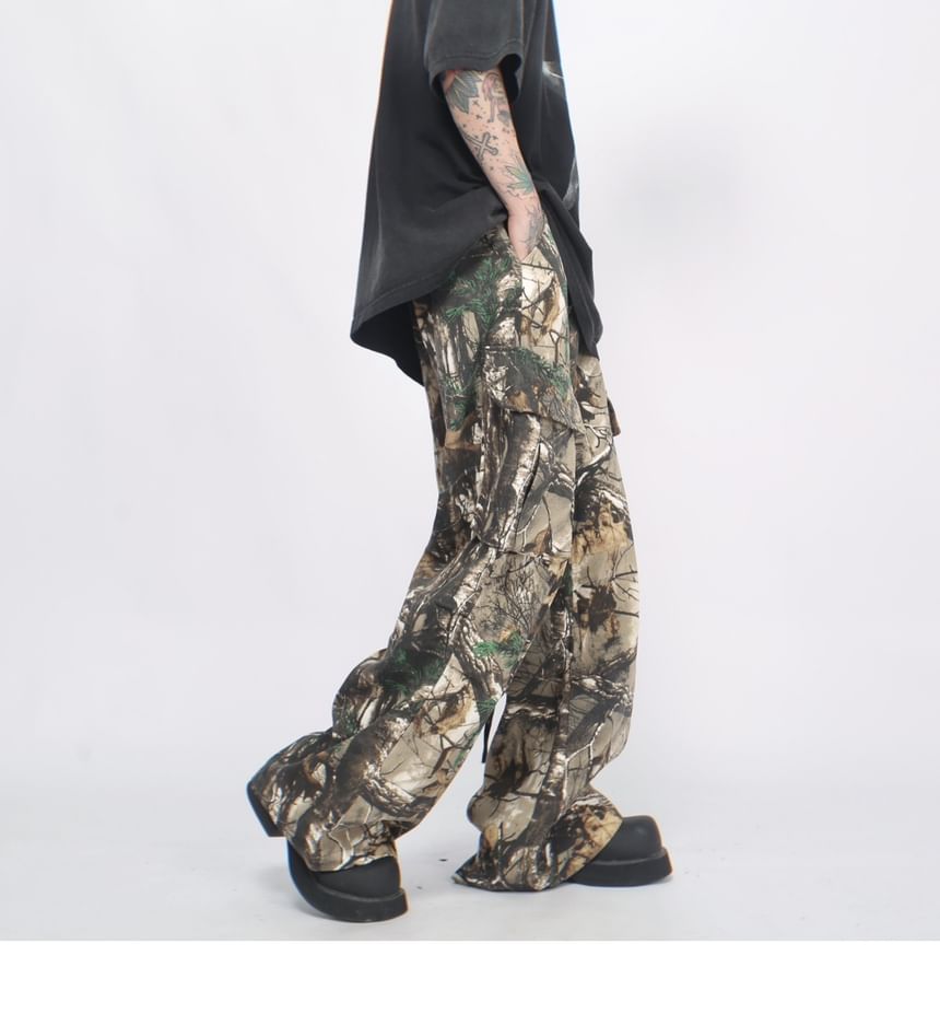 Derbundy - Cargobroek met hoge taille en wijde pijpen en camouflageprint