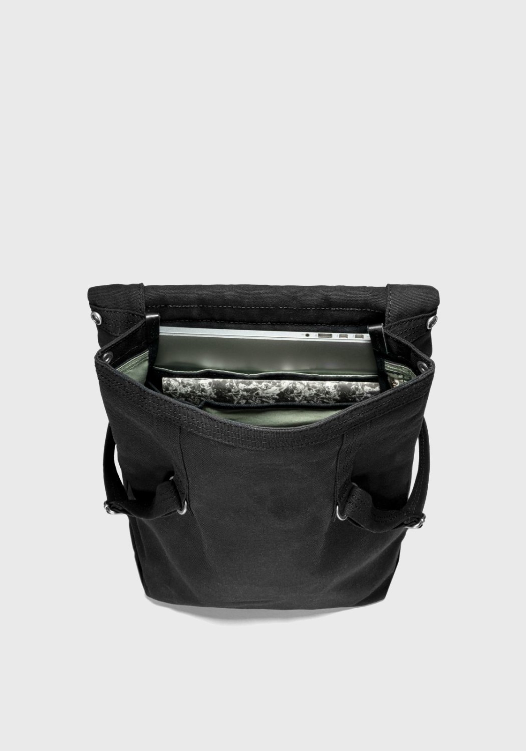 Qwstion Bananatex Flap Tote Medium All Black