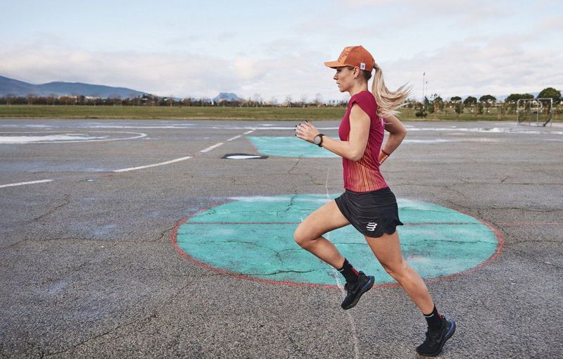 Compressport - Pro Racing Socks V4.0 Run High - Multi - Unisex - Hardloopsokken