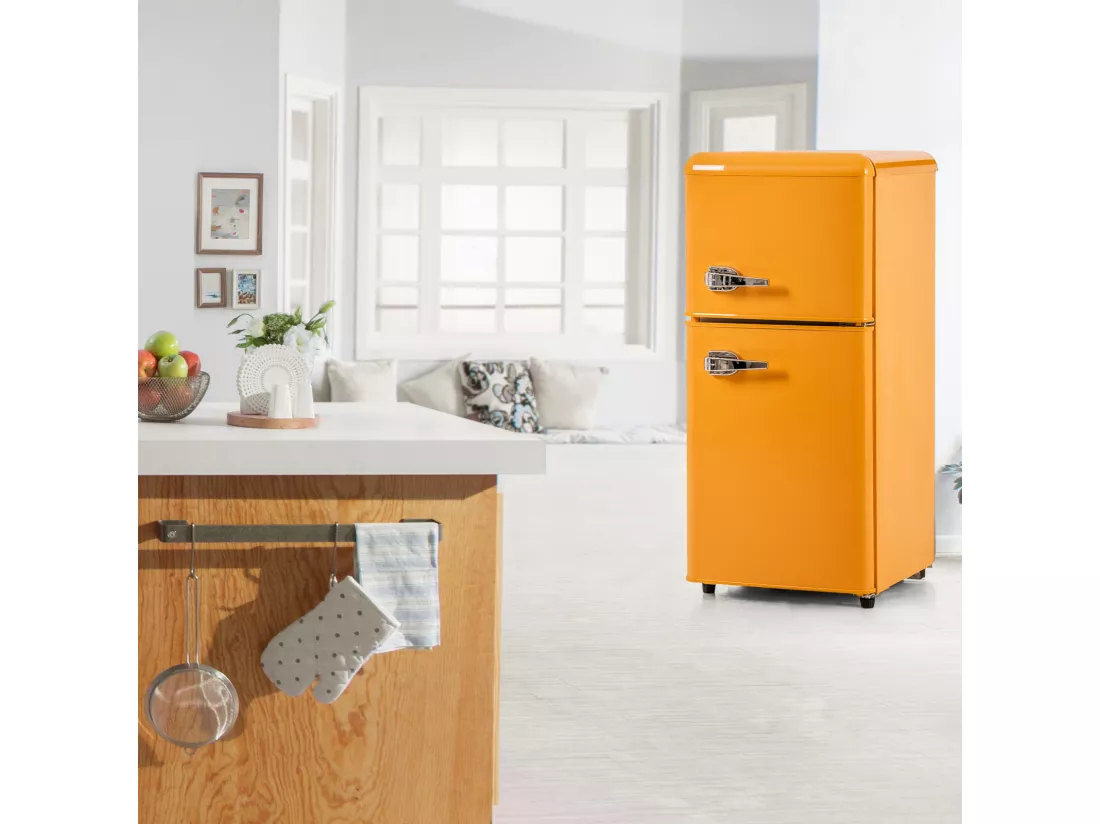 Réfrigérateur Rétro H86x45Lcm - Réfrigérateur Congélateur LED 2 Portes 60L + Congélateur 22L, 163kWh/an, Double Casier à Oeufs et Trois Etagères Intérieures - jaune