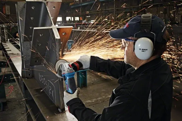 Bosch VINKELSLIBER GWS 19-125 CIE