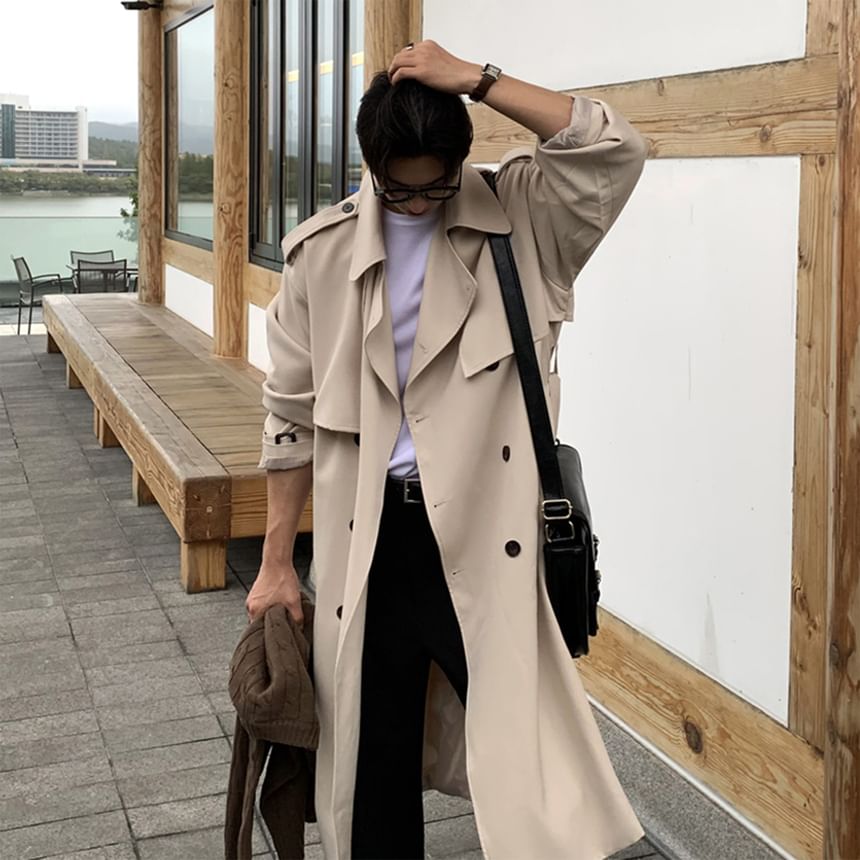 DragonRoad - Dubbele rij knopen effen lange trenchcoat