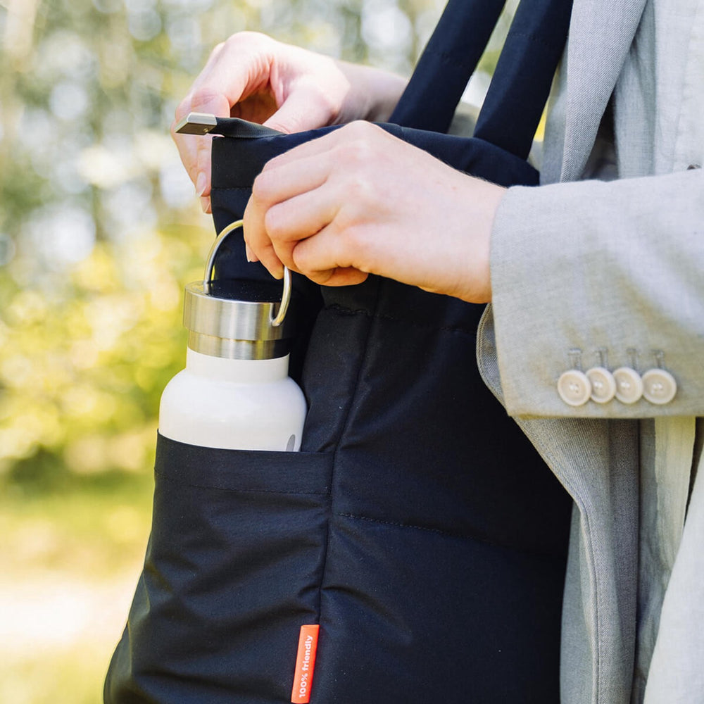 Køb DonebyDeer Sort Quiltet Pusle Tote Bag