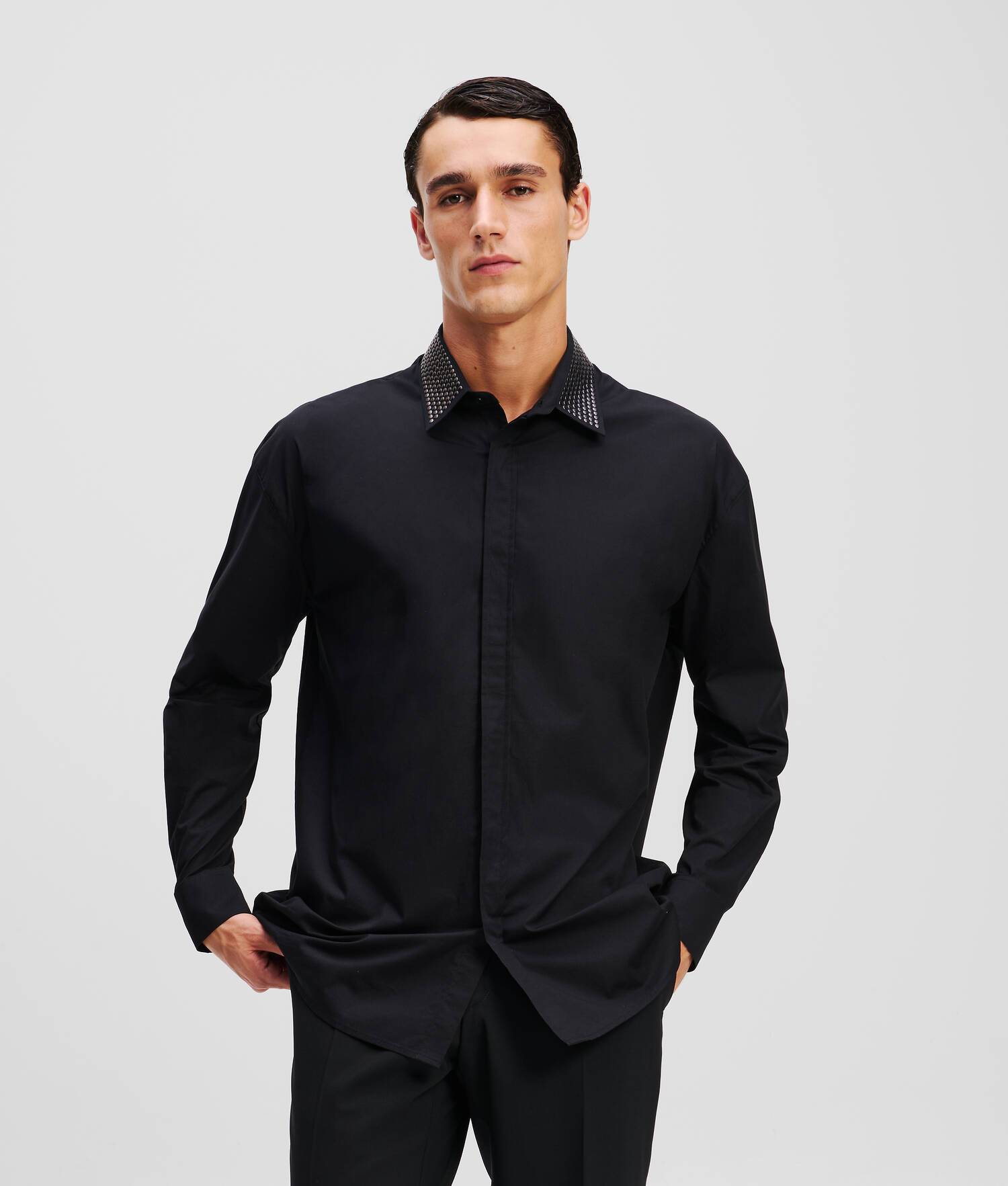 CHEMISE À COL MONTANT - Noir