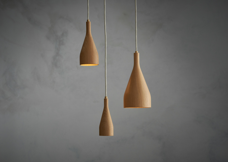 Hollands Licht Timber hanglamp large Ø14 messing zwart essen