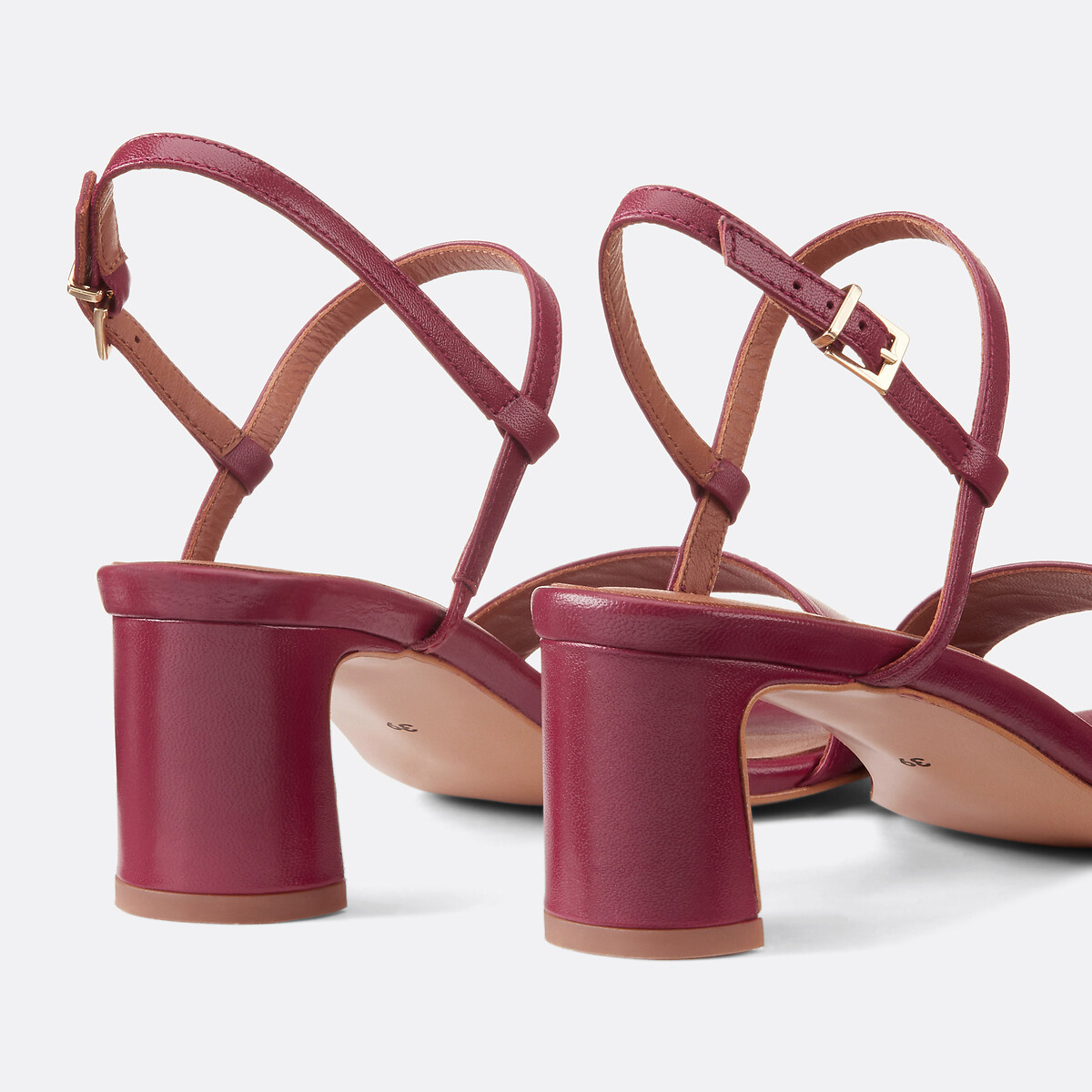 COLEÇÕES LA REDOUTE<br>Sandálias de couro liso com salto, modelo Signature CANDICE