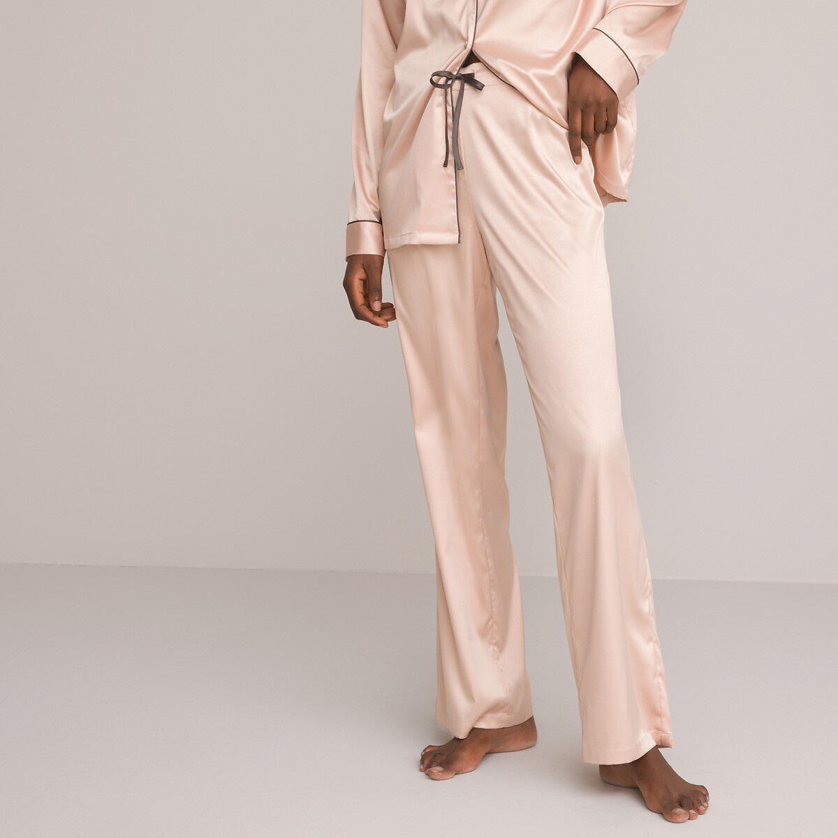 ANNE WEYBURN<br>Pijama de cetim, Signature