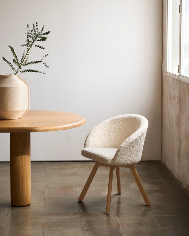 Kave Home Drehstuhl MARVIN beige/Buche massiv