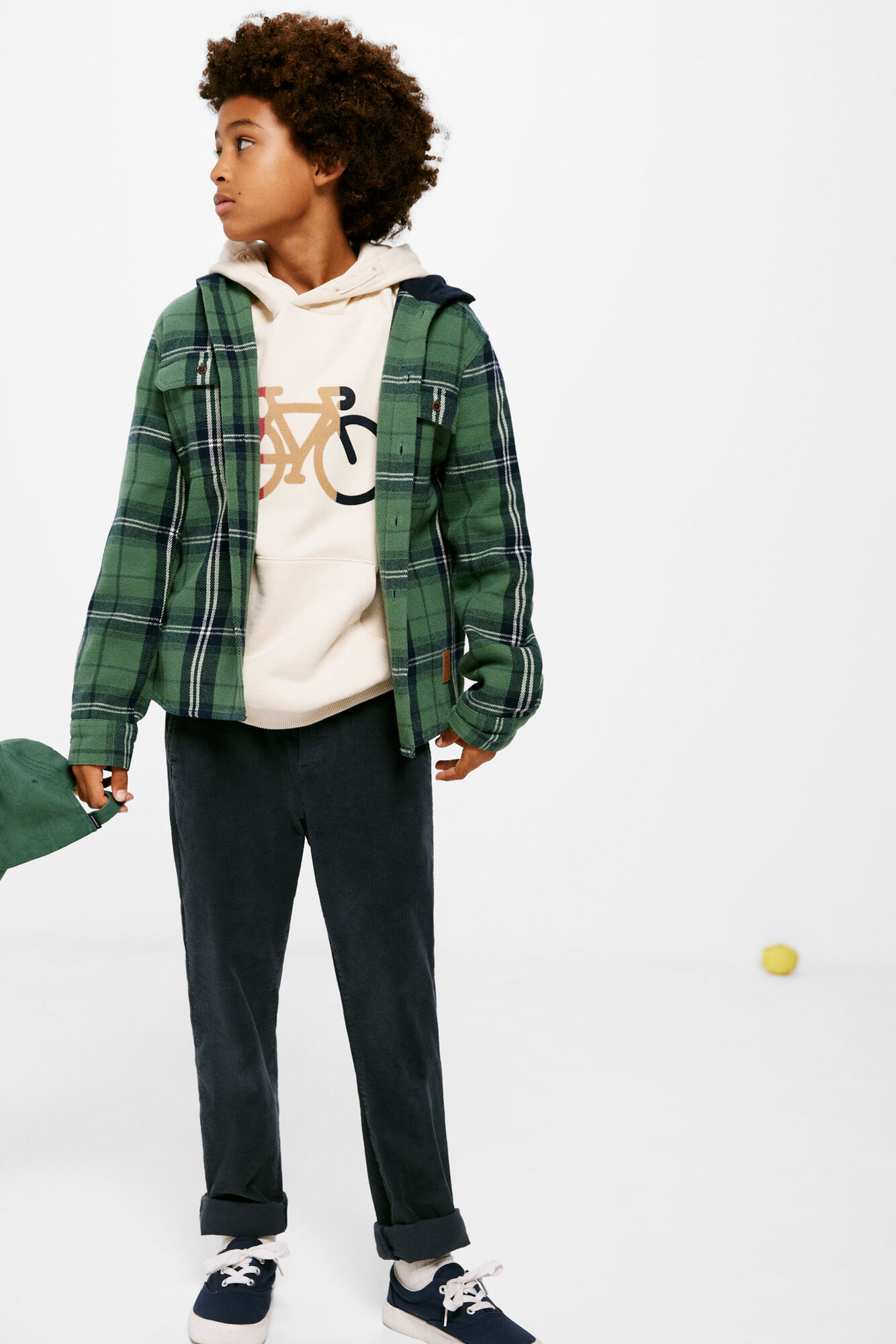Camisa xadrez com capuz para menino