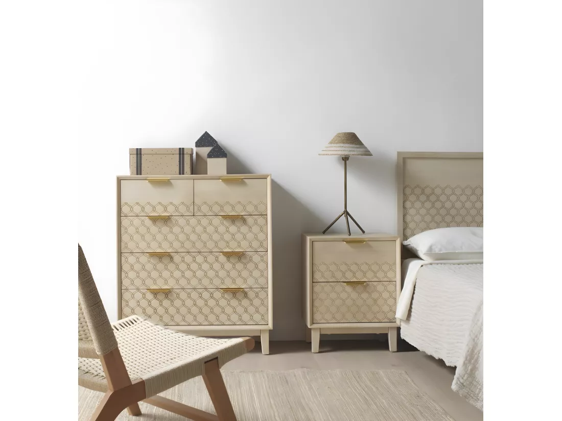 Commode 5 tiroirs en placage chêne et coloris beige