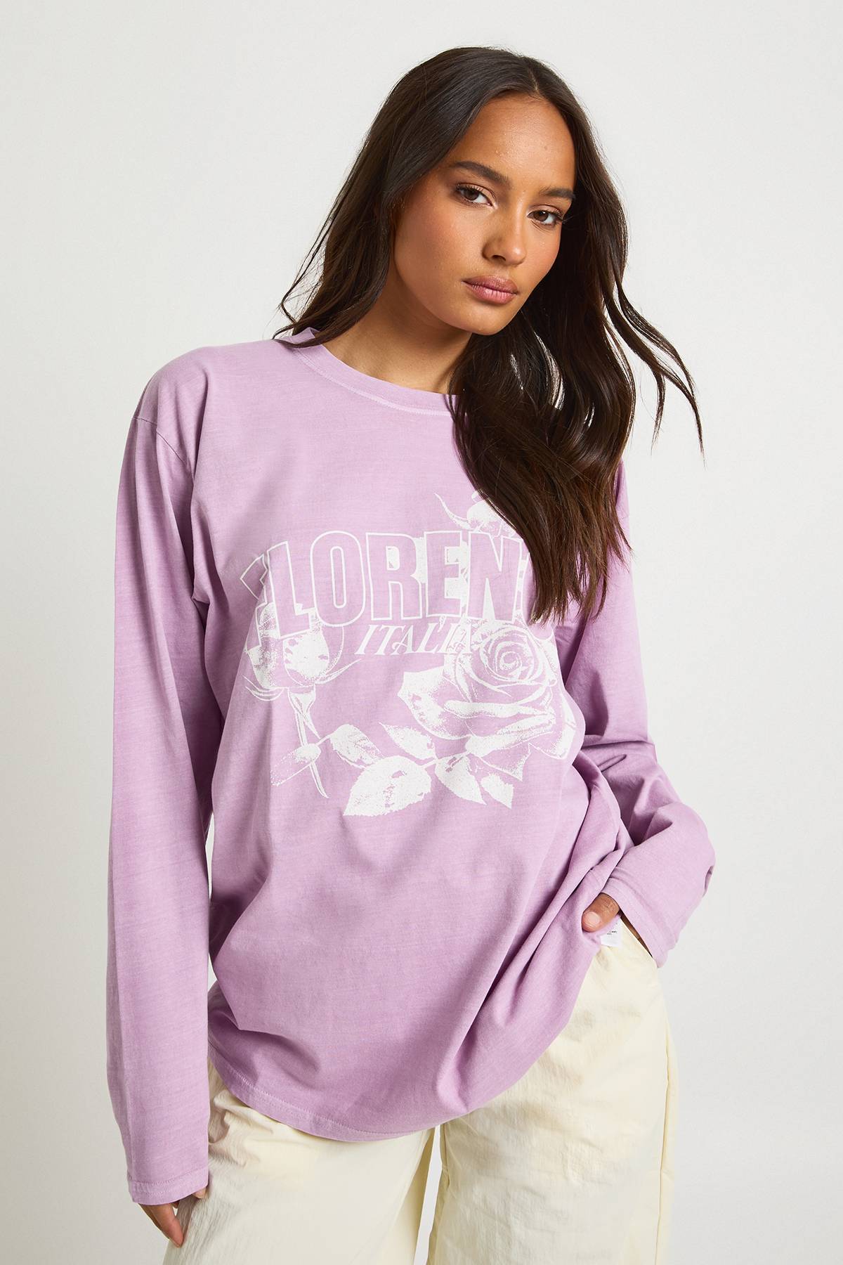 boohoo T-shirt à manches longues imprimé Florence Roses