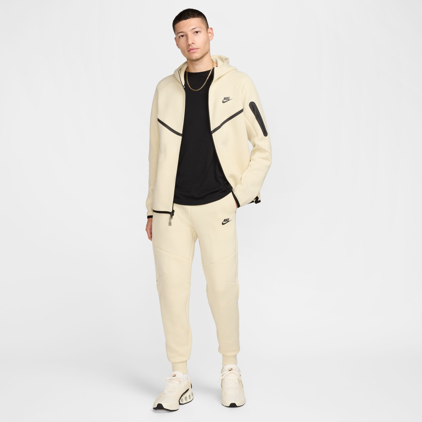 Nike Tech Fleece Sportswear Trainingspak Gebroken Wit Zwart