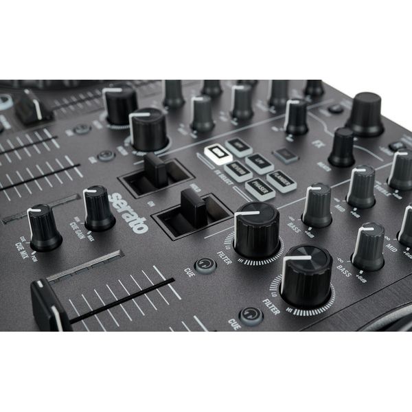 Numark NS 4 FX