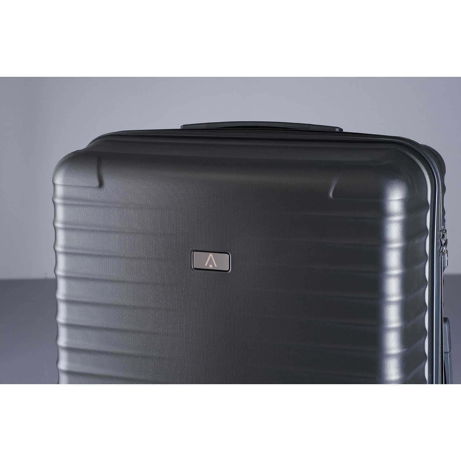 TITAN Litron 4 Wheel Trolley L black