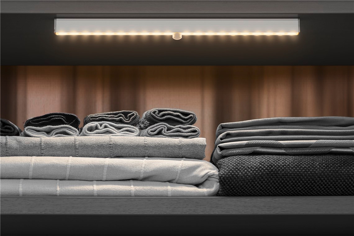 Goobay LED-Unterbauleuchte mit Bewegungsmelder 150 Lumen 3000 Kelvin
