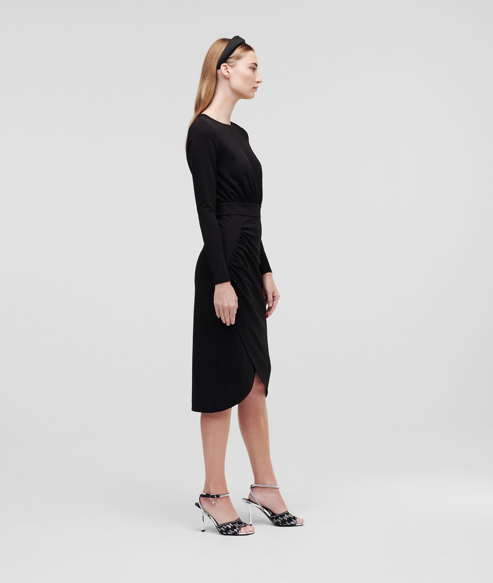 ROBE EN JERSEY À MANCHES LONGUES