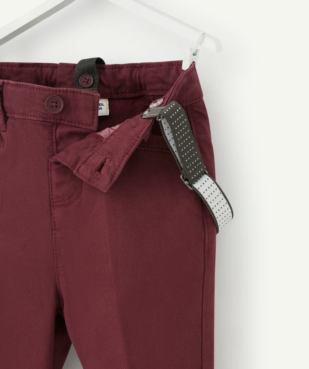 PANTALON CHINO BÉBÉ GARÇON PRUNE AVEC BRETELLES