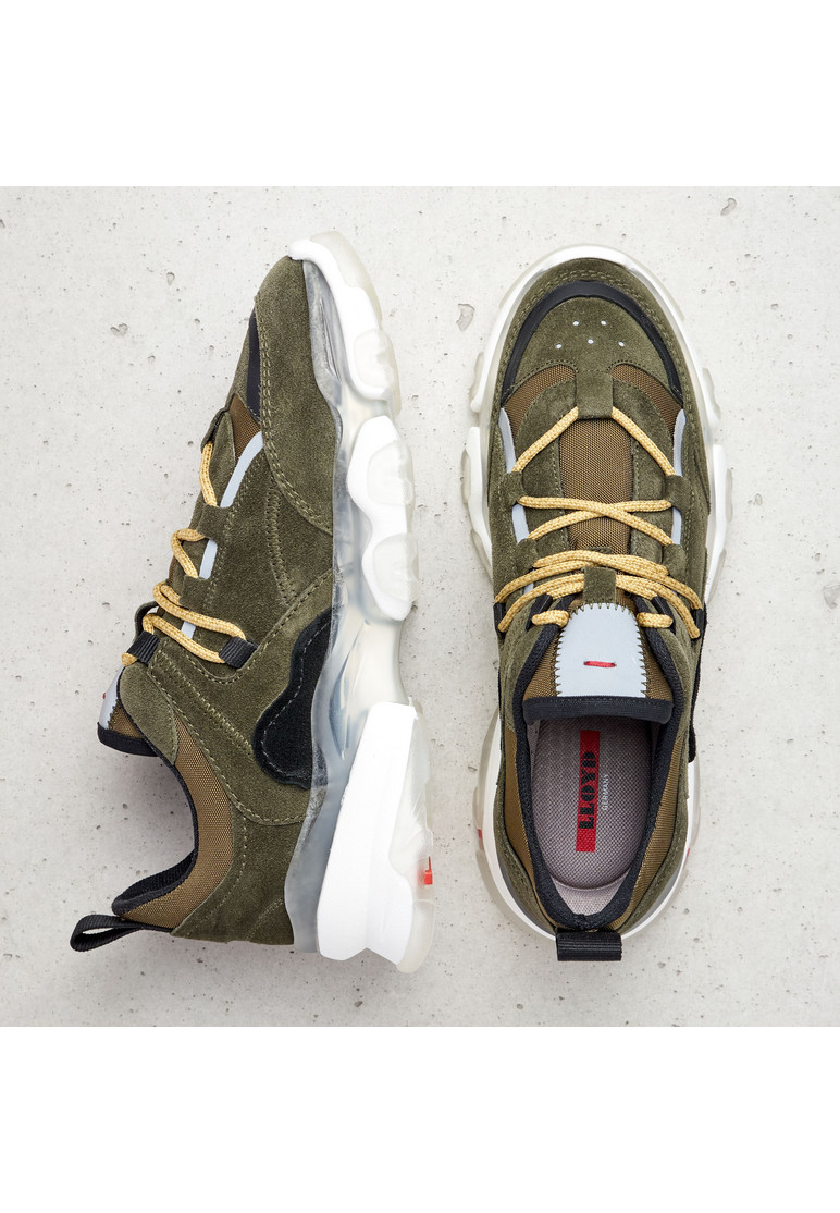 SNEAKER Grün