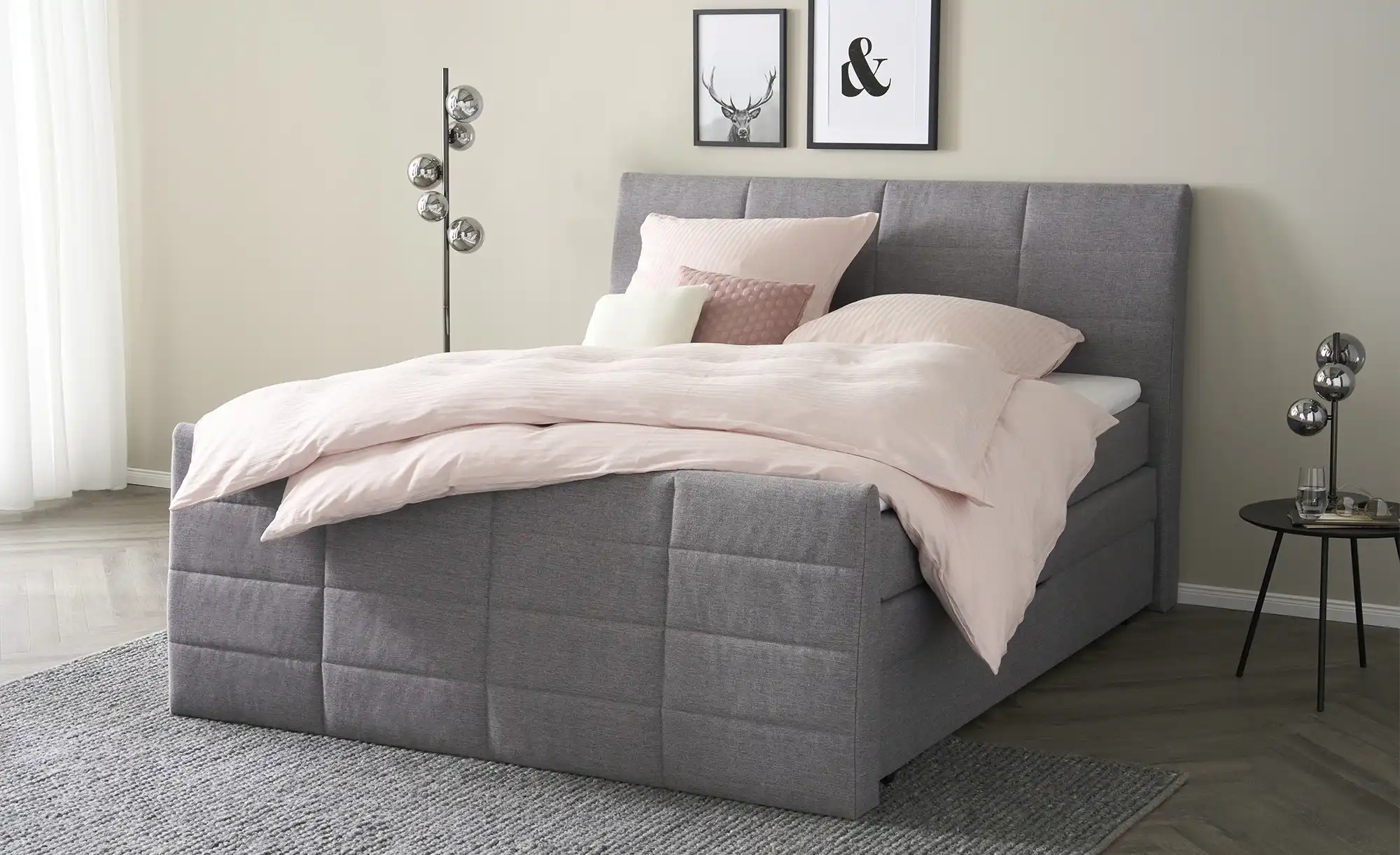 Boxspringbett mit praktischem Bettkasten Baron