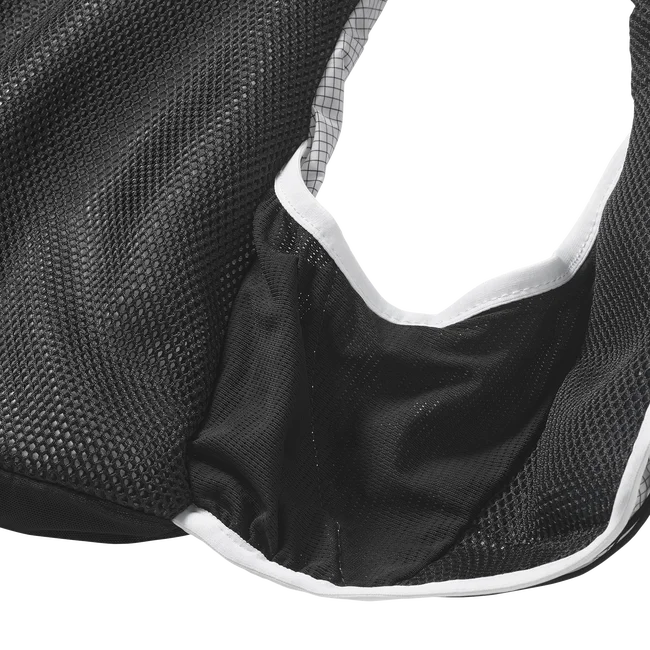 ADV SKIN CROSS SEASON RACE FLAG  Laufweste Unisex WHITE/BLACK