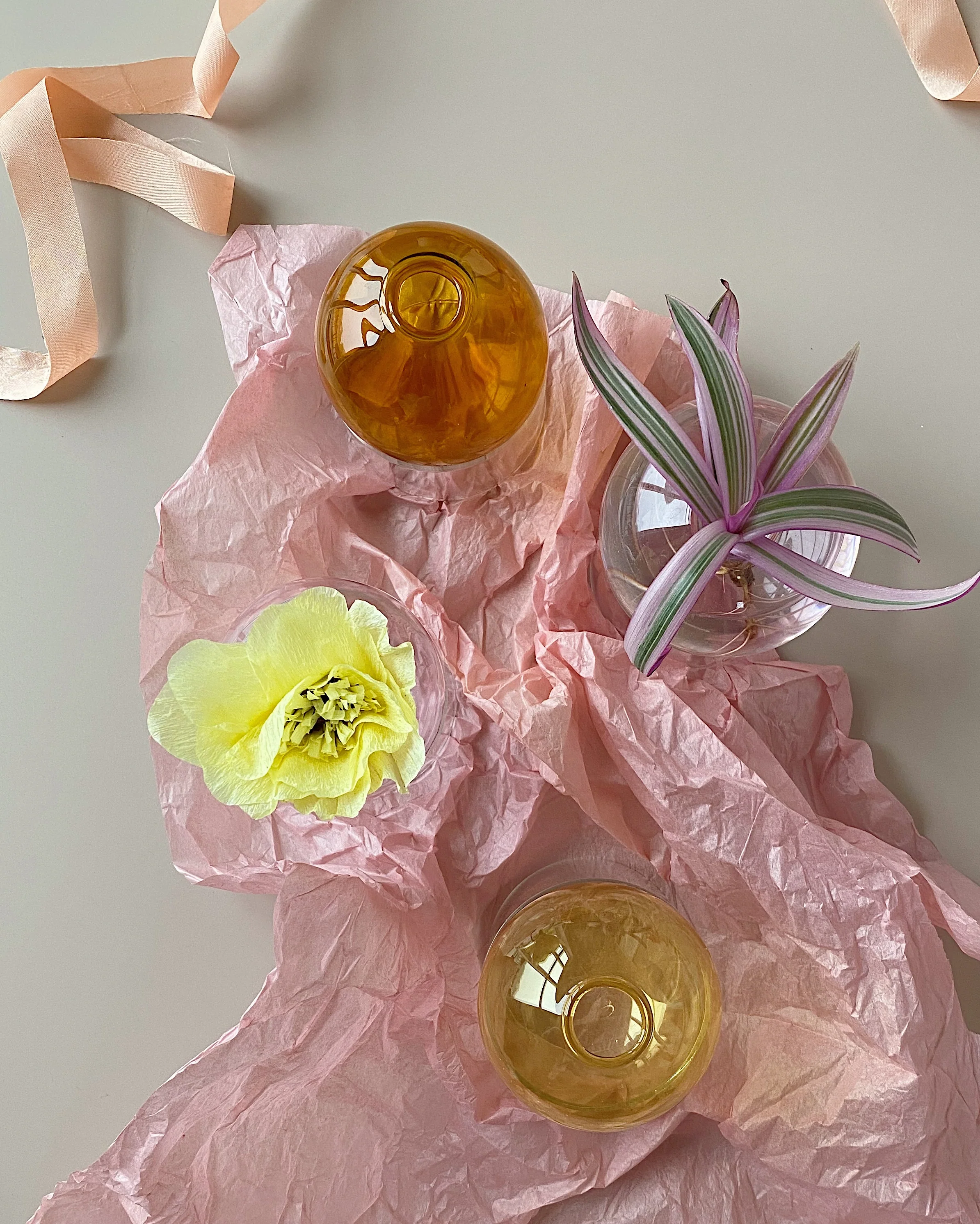 Studio About  Dahlia Papirblomst - Gul