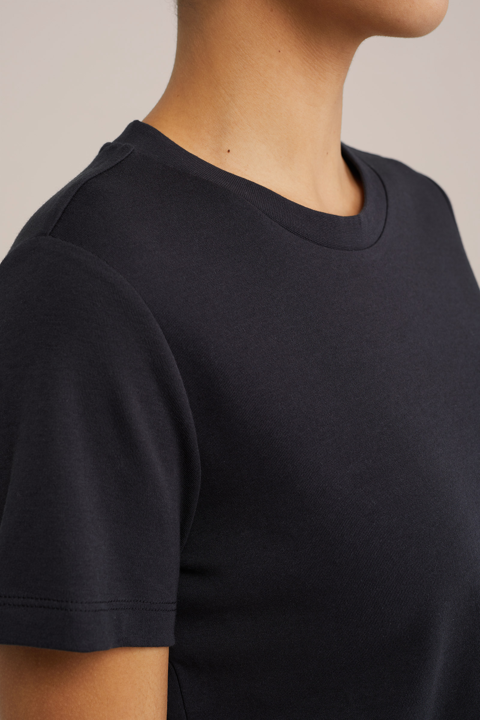 T-shirt WE Fashion Zwart