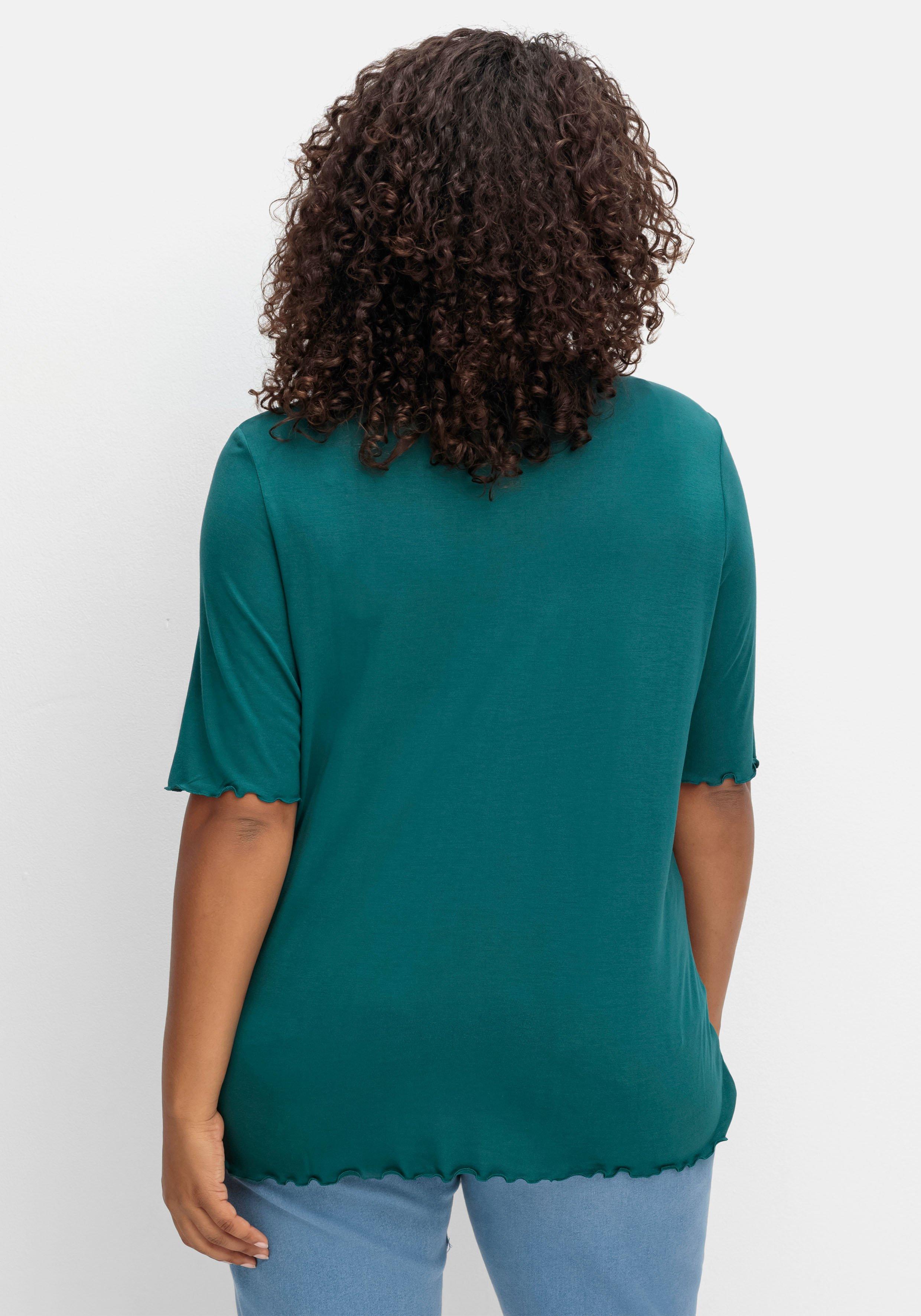 Shirt mit Stehkragen und Wellensaumkanten