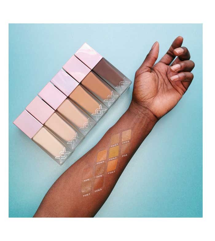 XX Revolution - Base de maquilhagem Glow Skin Fauxxdation - FX16.5
