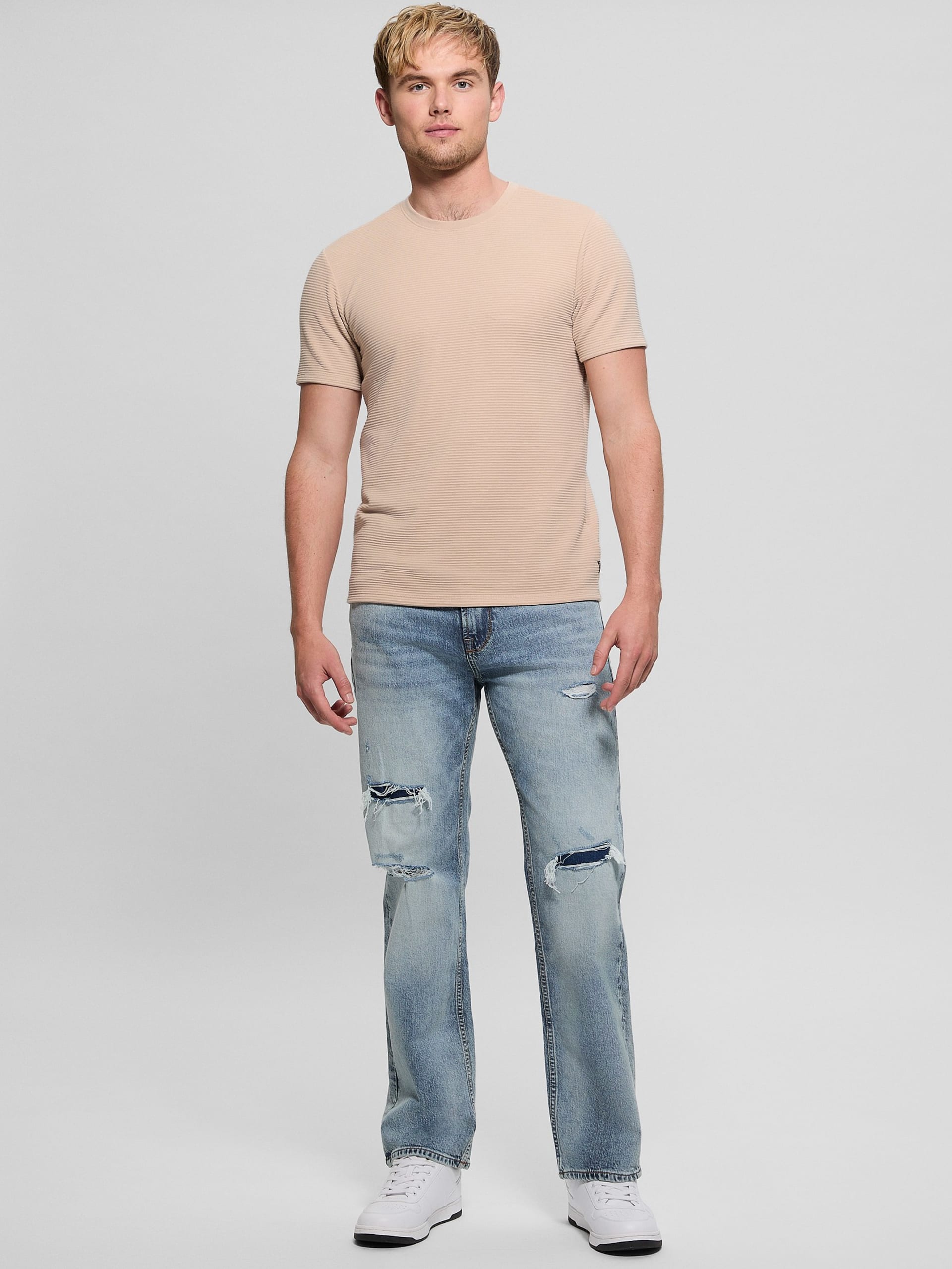 Camiseta com listras texturizadas