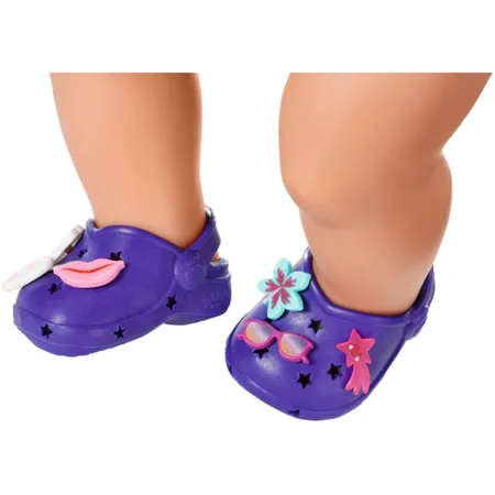 BABY born® Schuhe mit Pins 43cm, 1 Stück, 3-fach sortiert