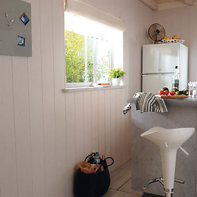 Lambris MDF frêne blanc (vendu à la botte)