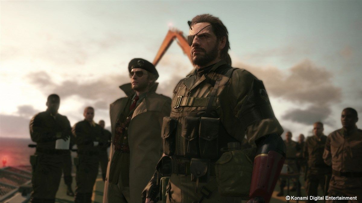 Metal Gear Solid V (5): The Phantom Pain - Day One Edition with Steel Case- Xbox One