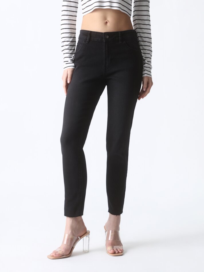 Calça jeans push-up - Preto mesclado