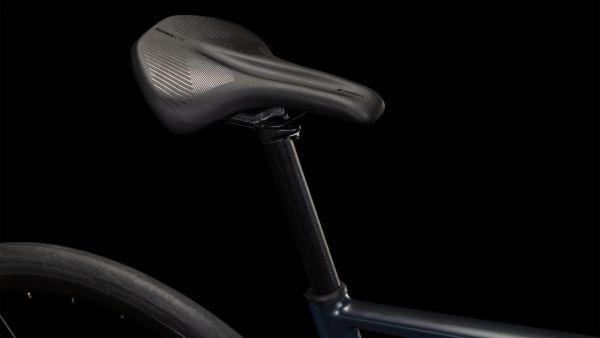 Cube Attain Race Black - Racercykel - 2025