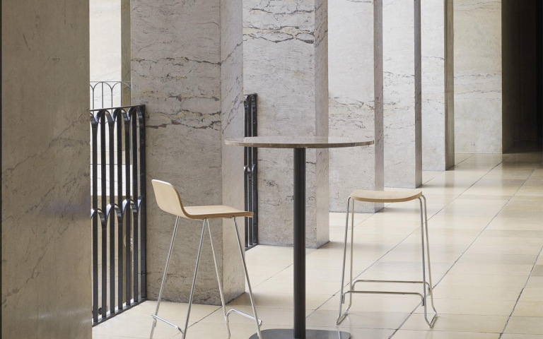 Normann Copenhagen Just Barstool barkruk 65 cm naturel