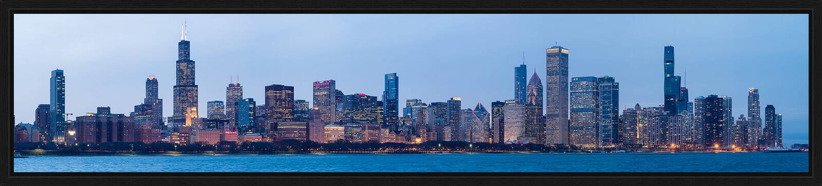 Chicago by H.G. Esch - Limited Edition. Edition of: 150. Signed.