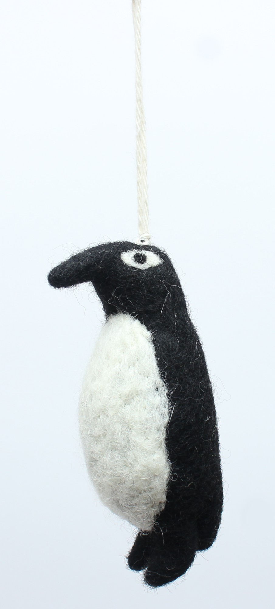 Anhänger 'Pinguin' aus Filz, H 10 cm, Ø 4 cm günstig bestellen
