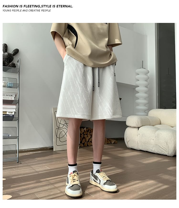 Priam - Mid Rise Plain Logo Shorts