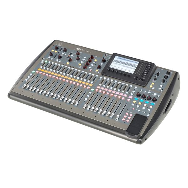 Behringer X32 SD 16 Bundle