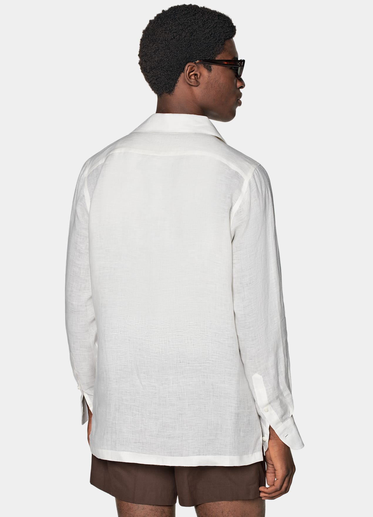 Chemise plissée ajustée poche plaquée blanche