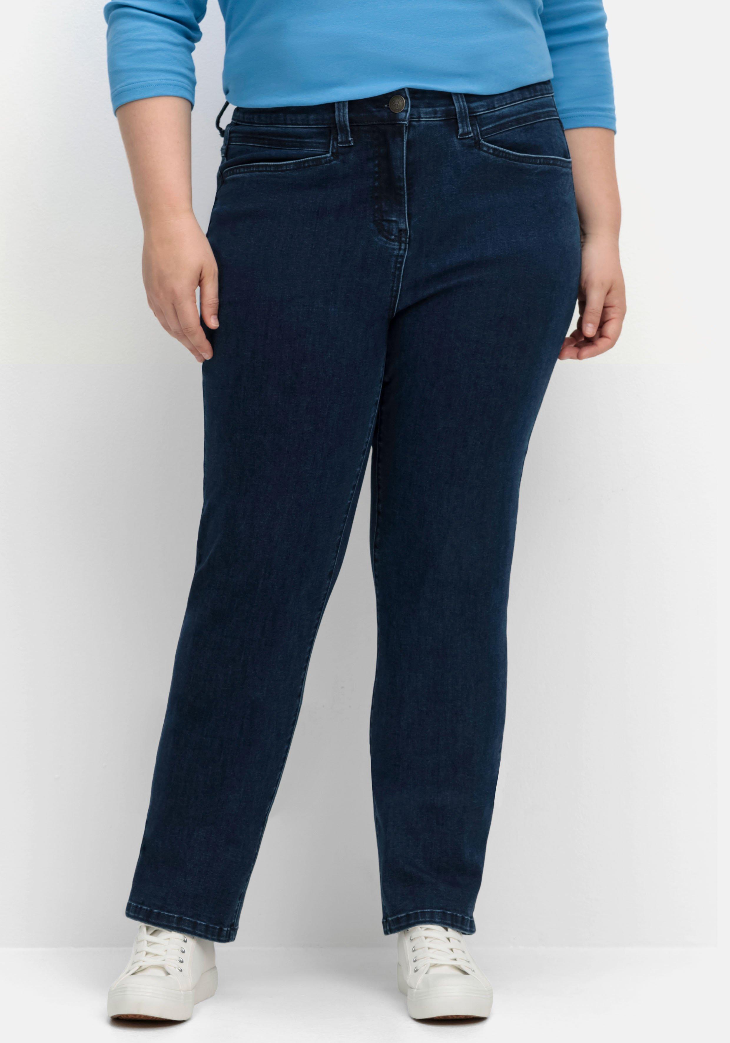 Gerade Jeans mit REPREVE® recycled Polyesterfasern